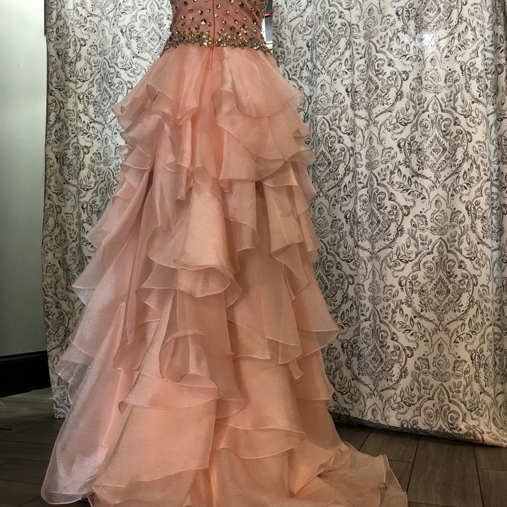 Prom dress. - Picture 3 of 3